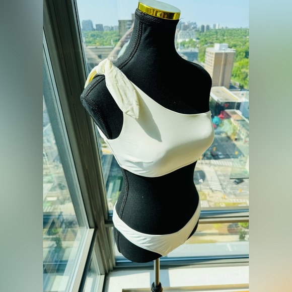 🆕 ZIMMERMANN 🧿 NWOT Riders Knotted One-Shoulder Bikini - Size 2 - US6/8 - Picture 5 of 15